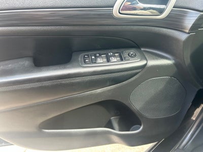 2020 Jeep Grand Cherokee Laredo E