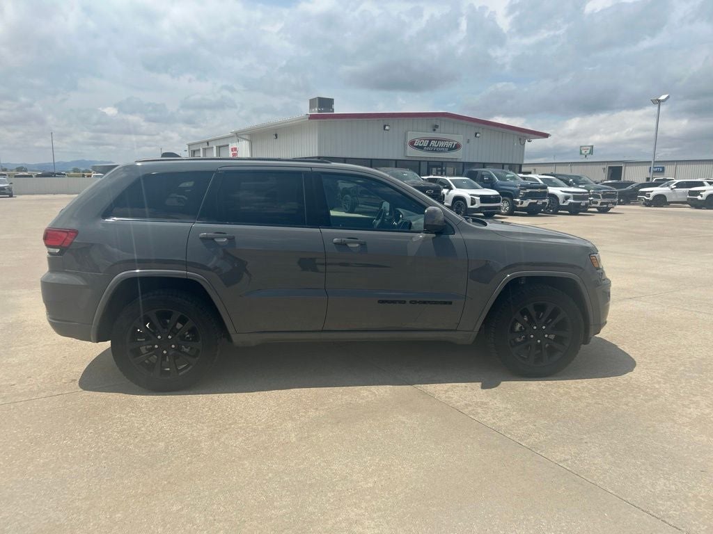 2020 Jeep Grand Cherokee Altitude