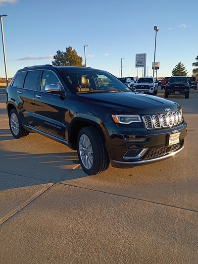2017 Jeep Grand Cherokee Summit
