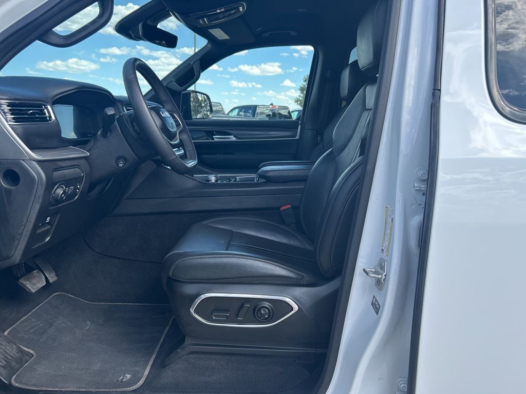 2024 Jeep Wagoneer L Series III
