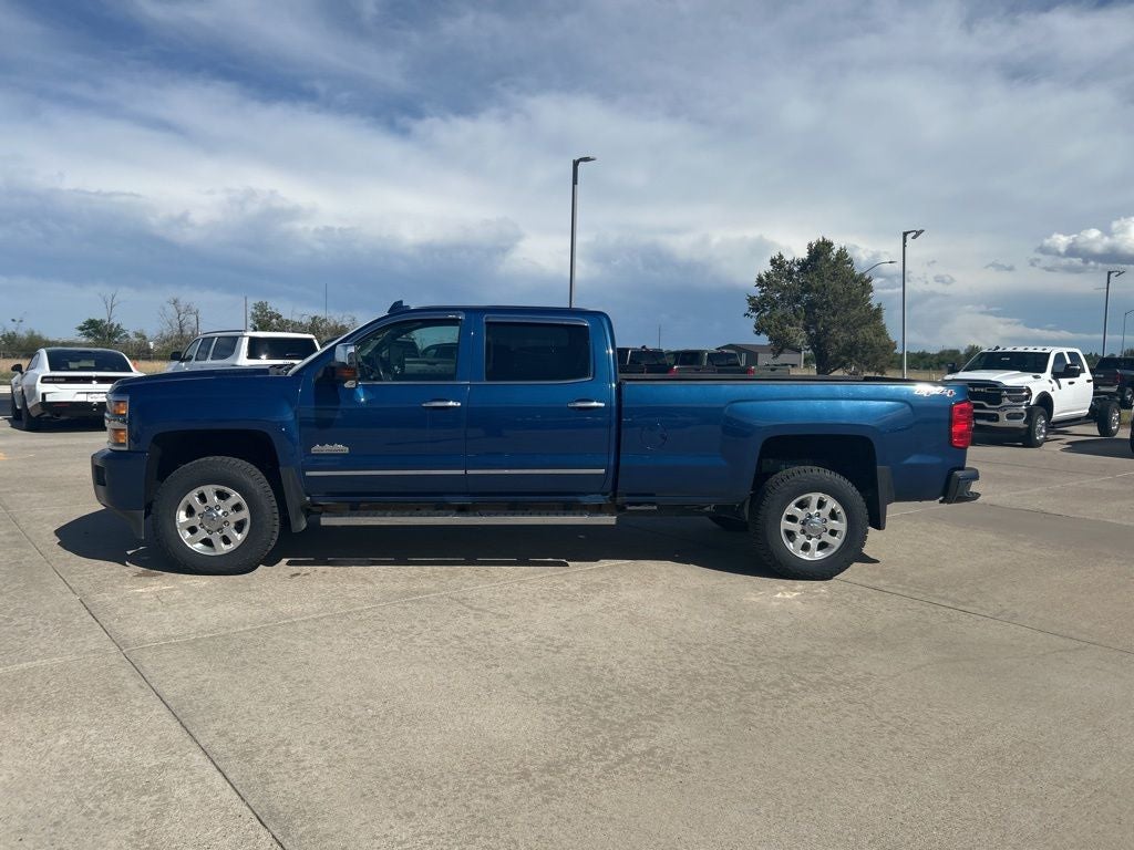 2015 Chevrolet Silverado 3500HD High Country