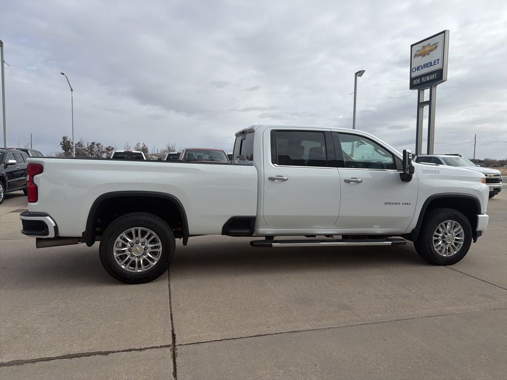 2022 Chevrolet Silverado 3500HD High Country