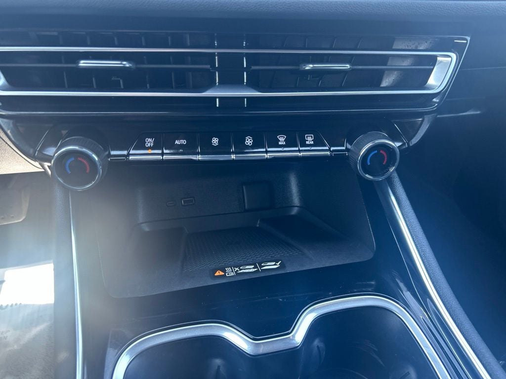 2026 Chevrolet Traverse LT 2LT