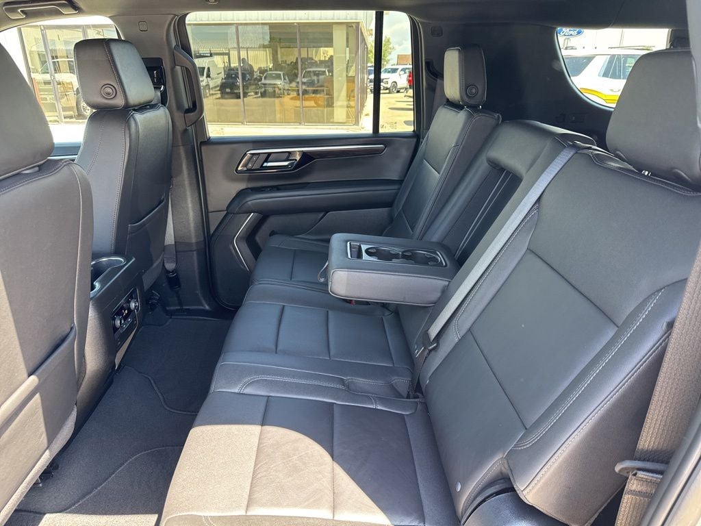 2025 Chevrolet Suburban Z71