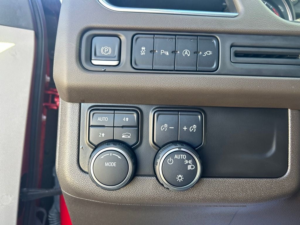 2021 Chevrolet Suburban LT