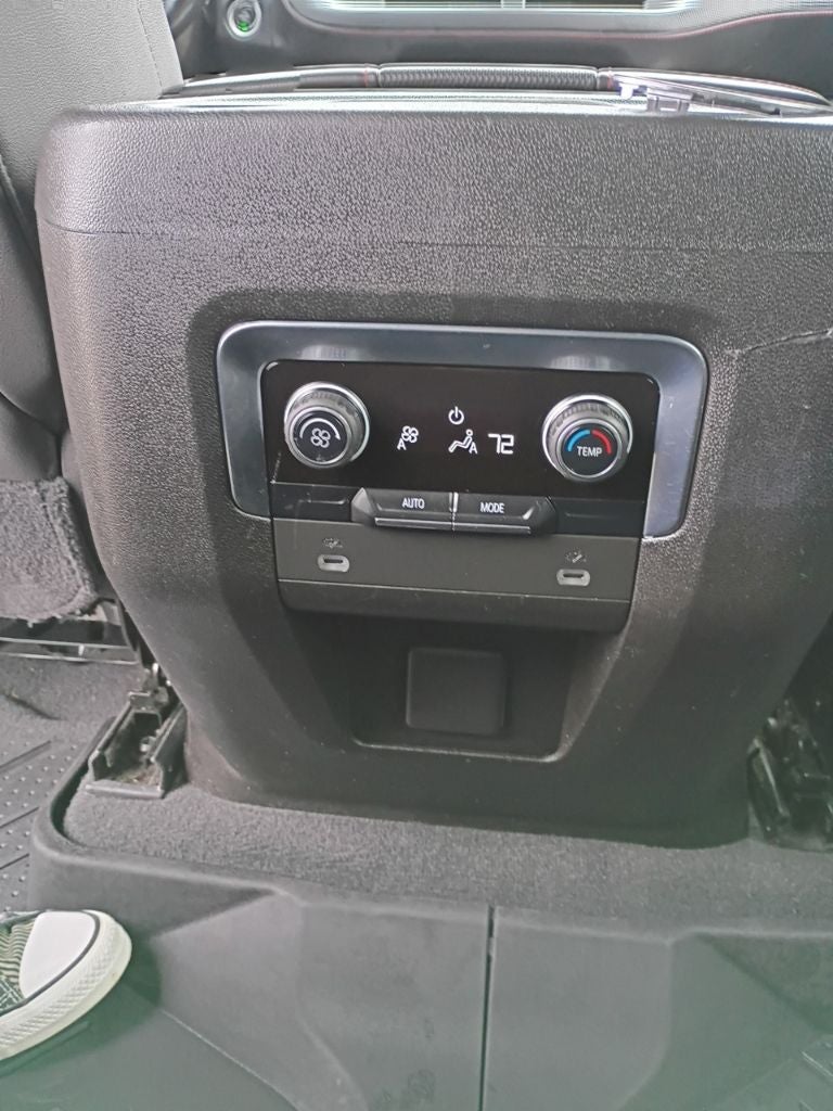 2021 Chevrolet Suburban RST