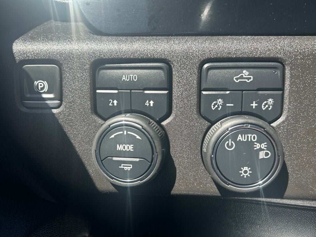 2025 Chevrolet Silverado 1500 LT LT1