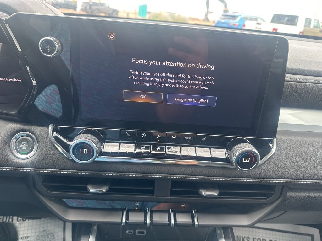 2025 Chevrolet Colorado WT/LT