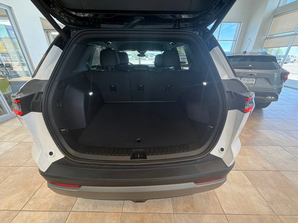 2026 Chevrolet Equinox LT - Photo 17